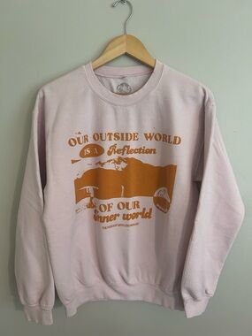 Pink Graphic Crewneck Sweatshirt with Orange Print